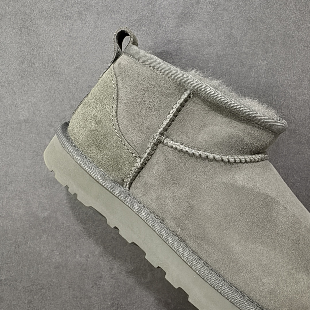 图片[6]-【SP顶级版】UGG W CLASSIC UL TRA MINI 秋冬羊毛一体雪地靴 W/1135093 原代工厂隆丰A级真羊毛皮一体完全遵循正平正品，精选A级羊皮毛一体材质，内里毛绒如云朵般包裹双脚，白带恒温属性一寒锁温抗冻，股季透气排湿，让双脚时刻处于干爽舒适的状态，轻量化设计搭配柔韧鞋底，每一步都似踩在软垫上，再加上贴合足型的弧度与足跟支撑，无论是居家休憩,外出通勤还是日常跑腿，全天行走也无负担。 从经典高筒靴到简约拖鞋，从基础中性色到潮流设计，既能与牛仔裤、卫衣打造随性日常，也能搭配裙子、男女同款更能轻松适配情侣穿搭。 优质羊皮毛天生耐磨损，搭配扎实工艺与防水科技加持，能抵御日常磨损与雨雪侵袭。一双穿数年仍能保持柔软质感💪🏻 尺码：35-40-选品中心