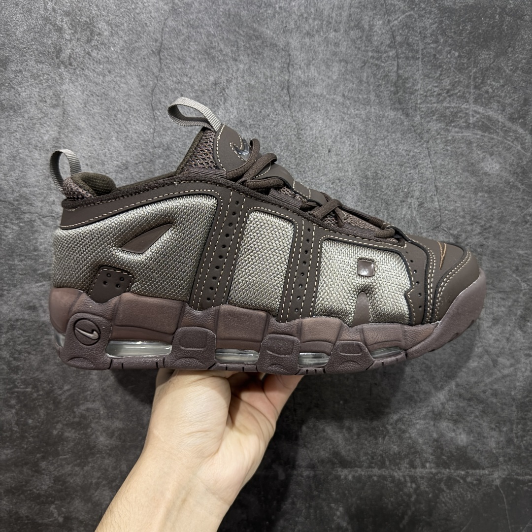 【CK纯原版】Nike Air More Uptempo 原装皮蓬 全新批次 Air More Uptempo绝对是耐克篮球鞋历史上最耀眼的里程碑之一,耐克一直以来都以不停的提升气垫容量来捍卫气垫的地位,当前后掌的花样全部玩尽之后,耐克终于还是打出了奠定王朝基础的一张牌:全掌外露气垫,U型气垫和Max Air的搭配是当时最切合实际的全掌气垫组合 货号:FZ3055-200 尺码:36-47.5-选品中心