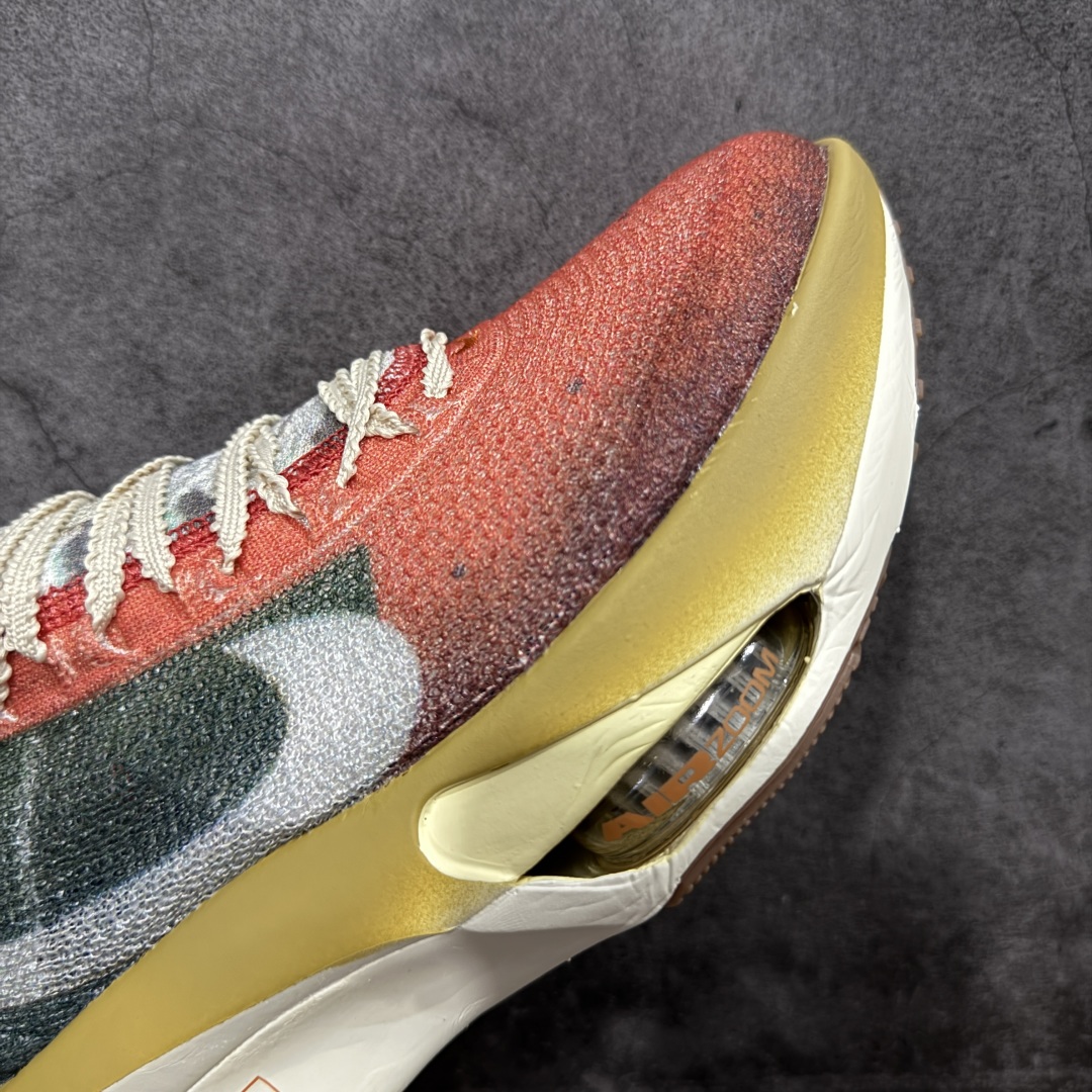 图片[6]-【碳科技纯原】Nk Zoom AlphaFly Next% 4 阿尔法飞行4代 2025年全新超级马拉松全掌碳板跑鞋 IH3575-999  市场顶级版本 跑鞋第一梯队 专业跑鞋‼️ 原标原盒 全掌真碳版 真Zoom X气垫 配件齐 有配正确配套防尘布袋 真材实料 假一赔十‼️ 正确大底刷漆（鞋底部分黑色刷漆有裂纹） 鞋款搭载两个Airzoom缓震配置，全掌型碳纤维板，缔造出色推进感；中底ZoomX 泡绵从后跟延伸至鞋头，超强回弹性 💪🏻 空气动力学造型则依然保留。前掌采用镂空设计，让鞋底的碳板配置得以可视化 造型更具未来感。   尺码：36 36.5 37.5 38 38.5 39 40 40.5 41 42 42.5 43 44 44.5 45-选品中心