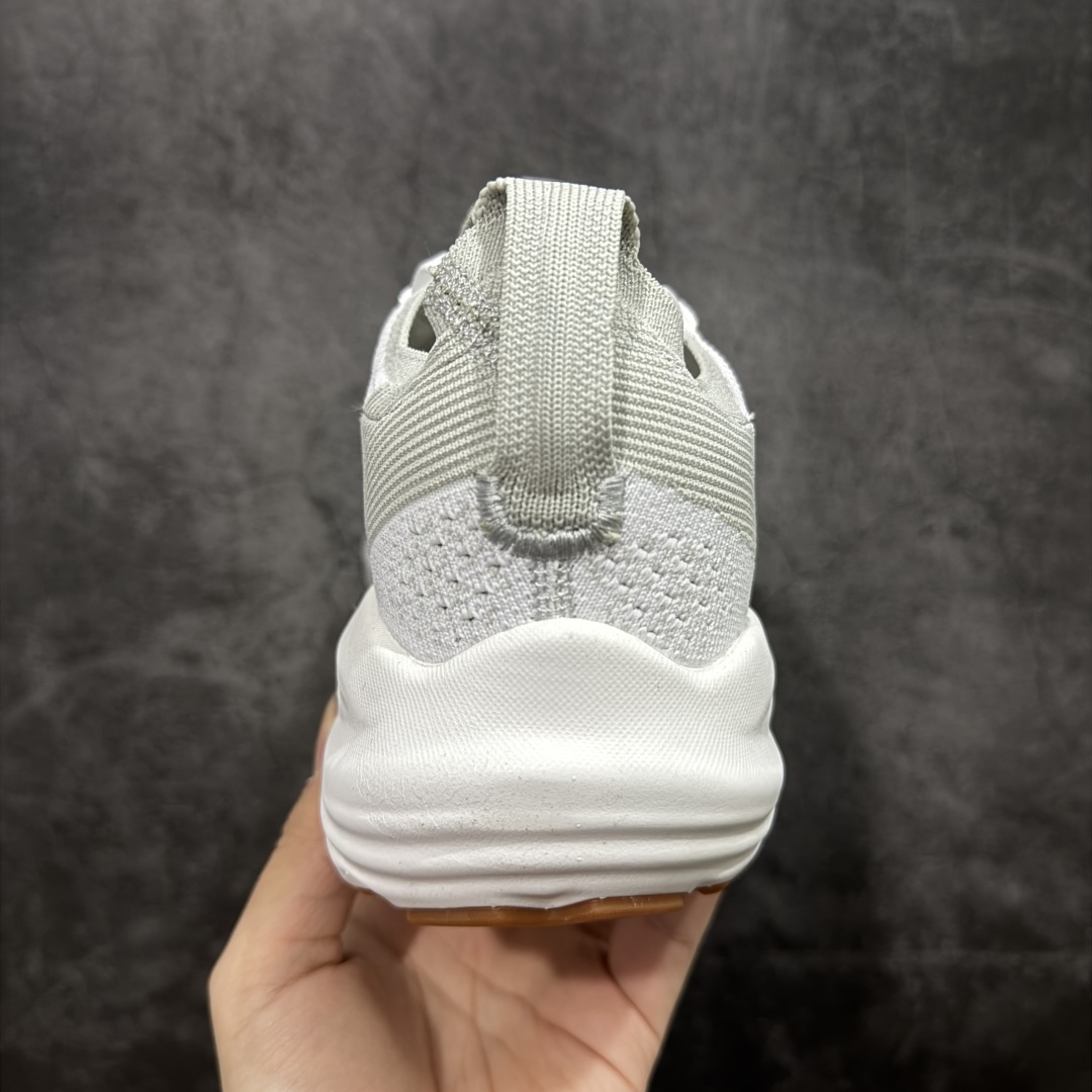 图片[4]-【定制版】布鲁克斯新款 22代甘油 BROOKS 布鲁克斯系列 G HOST 超临界 系列 减震跑步鞋 专业定制的跑鞋产品 超级甘油中底缓震 鞋底跑棉 采用全新注氮DNA 双密度的中底调校 同时整个中足部分也是非常的舒适。鞋面采用透气网纱面料 尺码：36 36.5 37 .5 38 38.5 39 40 40.5 41 42 42.5 43 44 44.5 45 46-选品中心