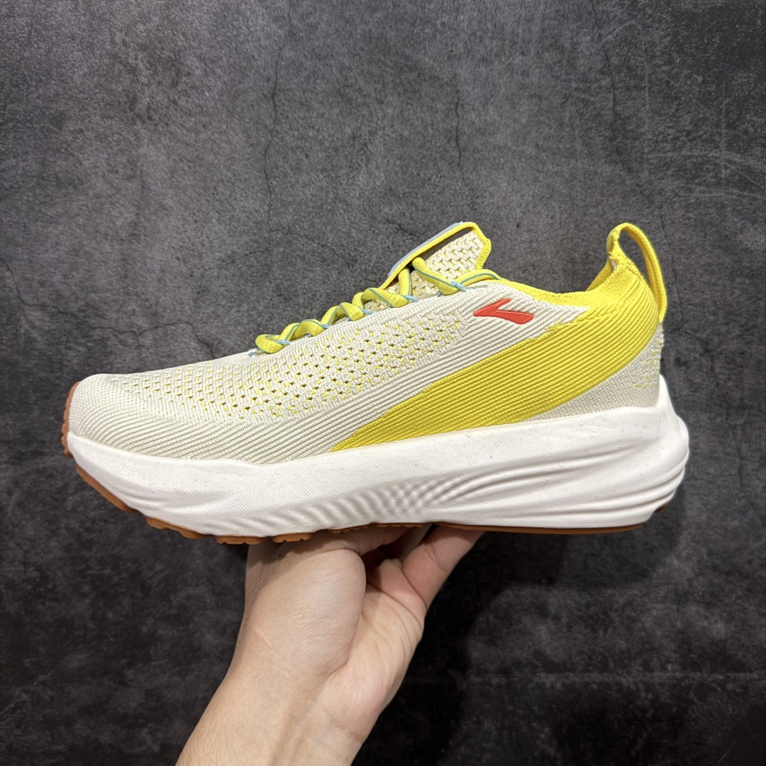 图片[2]-【定制版】布鲁克斯新款 22代甘油 BROOKS 布鲁克斯系列 G HOST 超临界 系列 减震跑步鞋 专业定制的跑鞋产品 超级甘油中底缓震 鞋底跑棉 采用全新注氮DNA 双密度的中底调校 同时整个中足部分也是非常的舒适。鞋面采用透气网纱面料 尺码：36 36.5 37 .5 38 38.5 39 40 40.5 41 42 42.5 43 44 44.5 45 46-选品中心