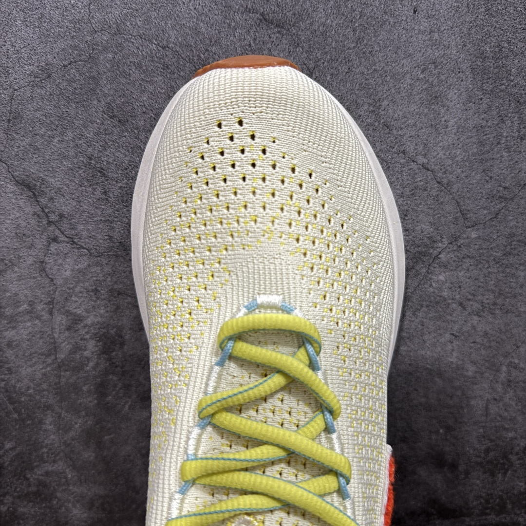 图片[5]-【定制版】布鲁克斯新款 22代甘油 BROOKS 布鲁克斯系列 G HOST 超临界 系列 减震跑步鞋 专业定制的跑鞋产品 超级甘油中底缓震 鞋底跑棉 采用全新注氮DNA 双密度的中底调校 同时整个中足部分也是非常的舒适。鞋面采用透气网纱面料 尺码：36 36.5 37 .5 38 38.5 39 40 40.5 41 42 42.5 43 44 44.5 45 46-选品中心