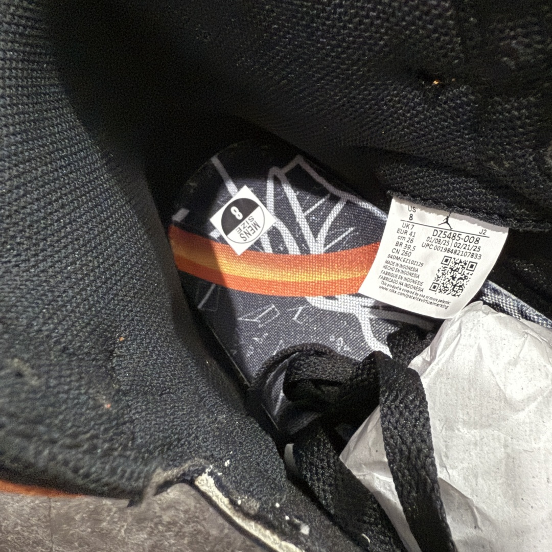 图片[7]-【DG纯原】Air Jordan 1 High OG “Shattered Backboard” 2025年复刻 扣碎篮板 DZ5485-008 高端零售特供批次 产品品控稳定性领先行业 各方面均可对飙LJR版 一切细节材料对比原版 SZ原厂全套原楦原纸板冲刀磨具开发 原厂皮料加持 原厂港宝加持定型后跟R度完美 同源原厂电绣 飞翼针数密度立体效果一致 百分百一致原鞋 原厂拉帮工艺 针距密度一致 后跟弧度收口自然不对折 极致一眼正品既视感 进口玻璃冲刀皮料裁剪零毛边 全鞋电脑针车工艺 品控清洁度最高QC检验标准 免检产品 原厂订购鞋盒、鞋标、防尘纸、鞋撑、鞋带 追求极致的原厂味道 尺码：40 40.5 41 42 42.5 43 44 44.5 45 46 47.5-选品中心