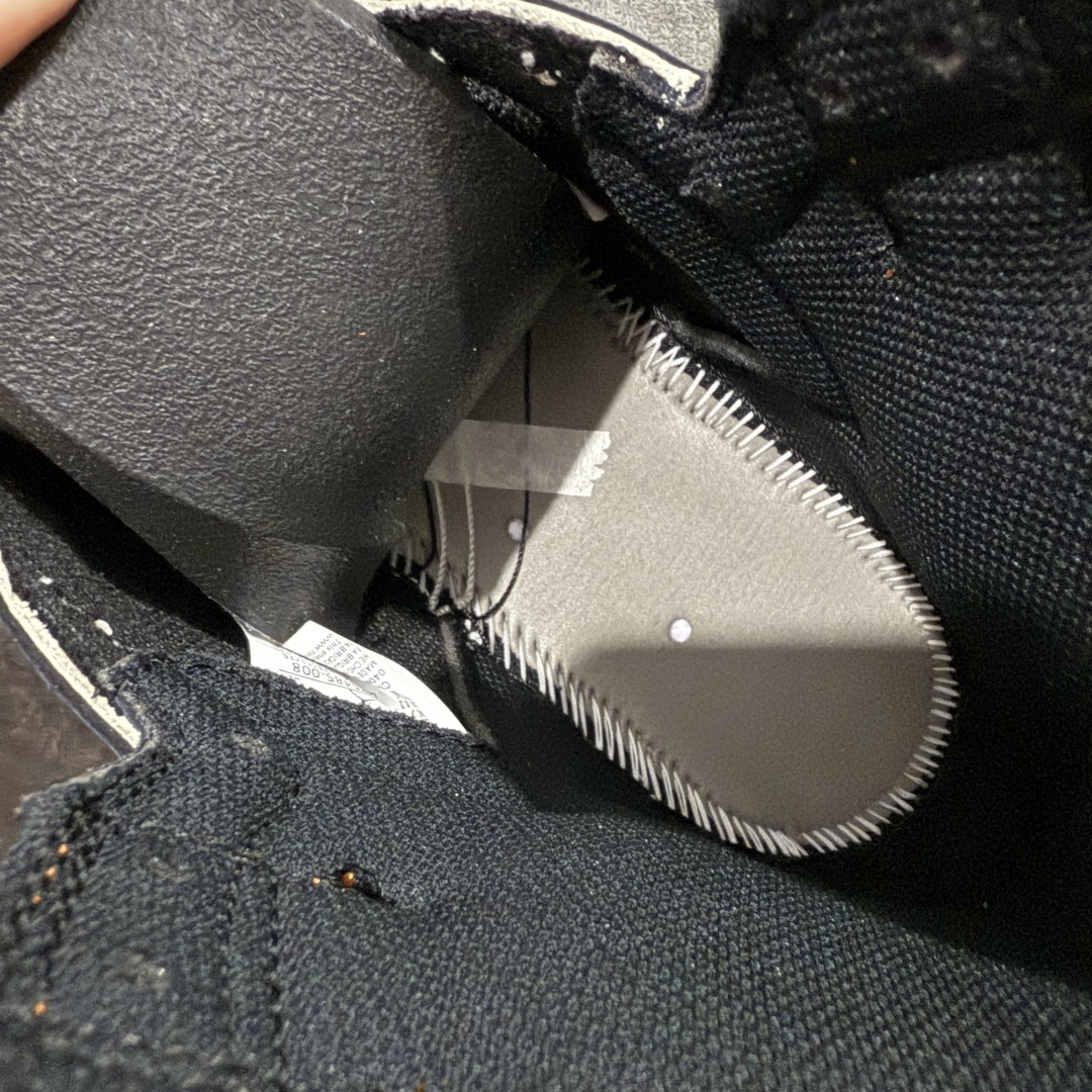 图片[8]-【DG纯原】Air Jordan 1 High OG “Shattered Backboard” 2025年复刻 扣碎篮板 DZ5485-008 高端零售特供批次 产品品控稳定性领先行业 各方面均可对飙LJR版 一切细节材料对比原版 SZ原厂全套原楦原纸板冲刀磨具开发 原厂皮料加持 原厂港宝加持定型后跟R度完美 同源原厂电绣 飞翼针数密度立体效果一致 百分百一致原鞋 原厂拉帮工艺 针距密度一致 后跟弧度收口自然不对折 极致一眼正品既视感 进口玻璃冲刀皮料裁剪零毛边 全鞋电脑针车工艺 品控清洁度最高QC检验标准 免检产品 原厂订购鞋盒、鞋标、防尘纸、鞋撑、鞋带 追求极致的原厂味道 尺码：40 40.5 41 42 42.5 43 44 44.5 45 46 47.5-选品中心