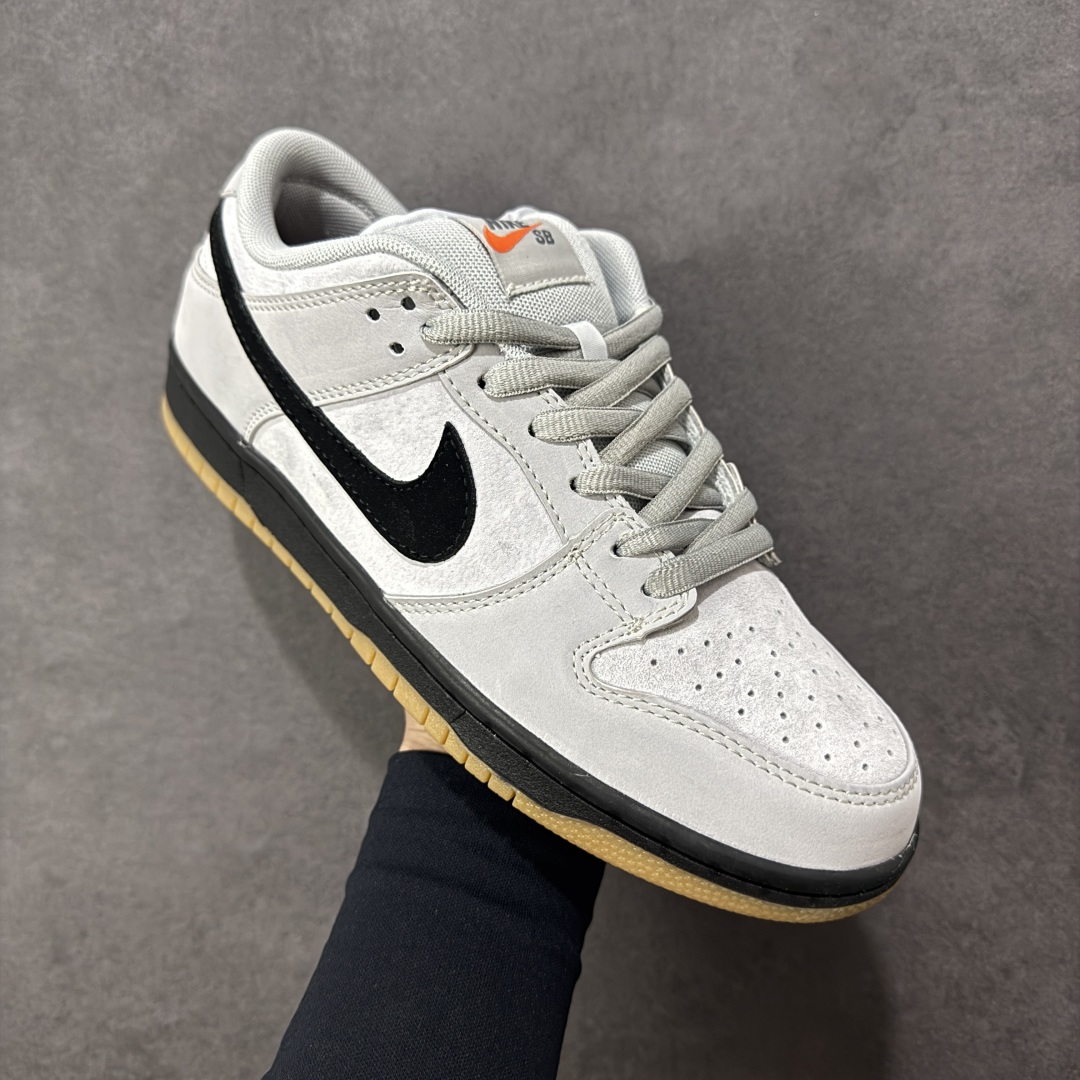 图片[3]-【公司级】NIKE SB Dunk Low Pro 灰黑 公司级出品 极力推荐 原装头层材料 独家版型蒸餾加工 帶來的是更好的视觉和脚感体验 大厂纯原品质出货 清洁度 电绣工艺 皮料切割干净无任何毛边 细节完美 货号：FJ1674-002 尺码：36 36.5 37.5 38 38.5 39 40 40.5 41 42 42.5 43 44 44.5 45-选品中心