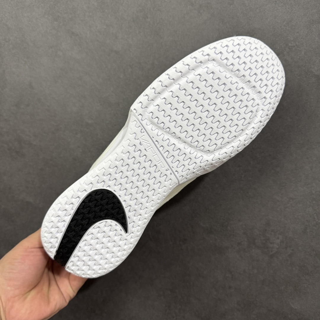 图片[9]-【外贸版】Nike Vapor Pro 3 Premium 简约时尚百搭经典 减震 低帮 网球鞋 FZ2158-101 颜值与实用性兼具 轻质网眼鞋面，透气又轻盈 Air Zoom 缓震配置超给力，击球冲击能有效吸收，缓震回弹超舒适，启动反馈也很赞。 鞋身流线型设计，减少空气阻力，灵活性拉满 鞋底橡胶耐磨，硬地抓地力强，多方向人字纹，急停、变向都稳 中足锁定稳，侧向支撑靠谱，鞋楦贴合度适中，打球时脚在鞋里不乱晃，能专注赢球 简约设计适配多种风格，运动与日常场景无缝切换 轻量化与透气性 网面材质减轻重量，长时间穿着舒适 尺码：36-47-选品中心