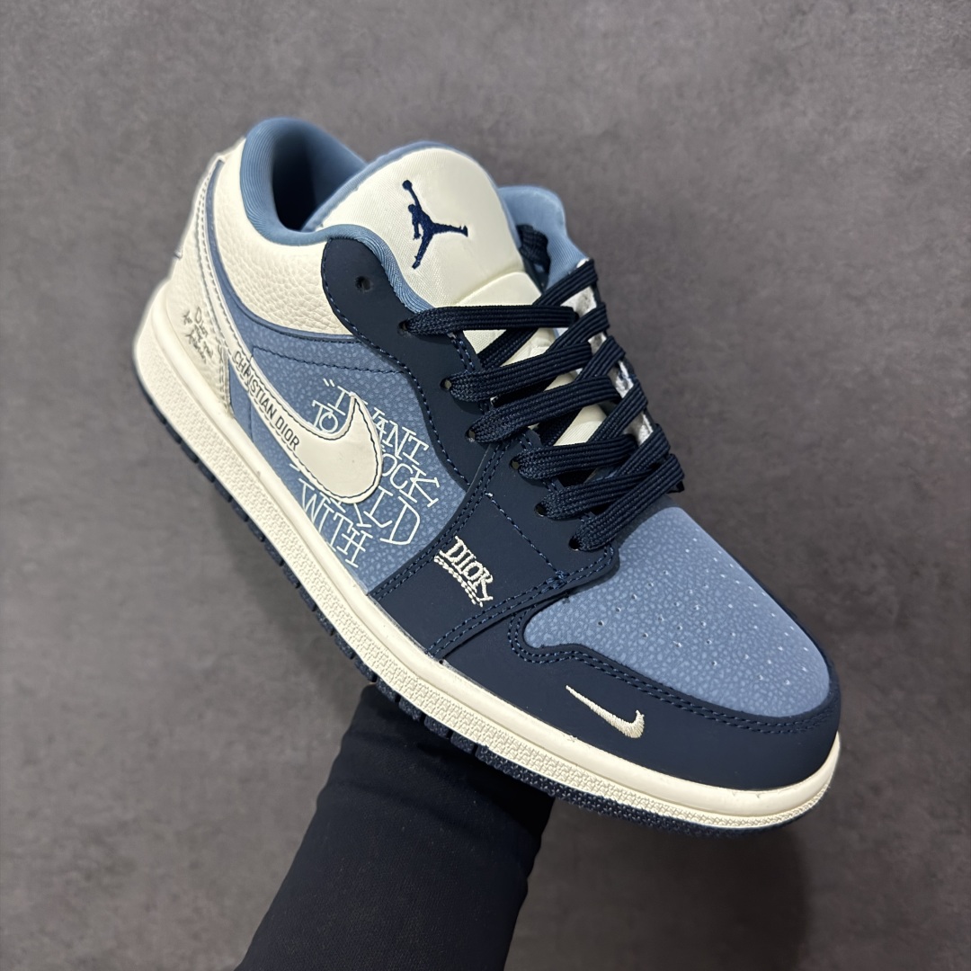 图片[3]-【定制版】Nike Jordan Air Jordan 1 x DIOR 蓝白小勾 纯原大厂出品 极力推荐 定制鞋盒 大厂纯原品质出货 超高清洁度 皮料切割干净无任何毛边 细节完美 货号：LD8888-006 尺码： 36 36.5 37.5 38 38.5 39 40 40.5 41 42 42.5 43 44 44.5 45-选品中心