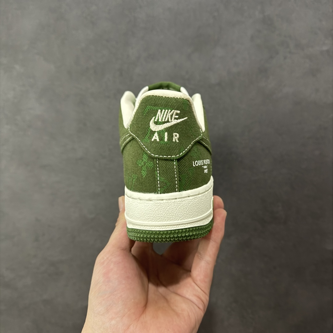 图片[4]-【定制版】Nike Air Force 1\’07 Low LV联名 浅绿墨绿 空军一号低帮休闲板鞋  #防水牛仔布双拼 工艺难度大 原楦头原纸板 高端定制鞋盒 原厂鞋底 超高清洁度 细节完美 货号：YF9511-822  尺码：36 36.5 37.5 38 38.5 39 40 40.5 41 42 42.5 43 44 44.5 45-选品中心