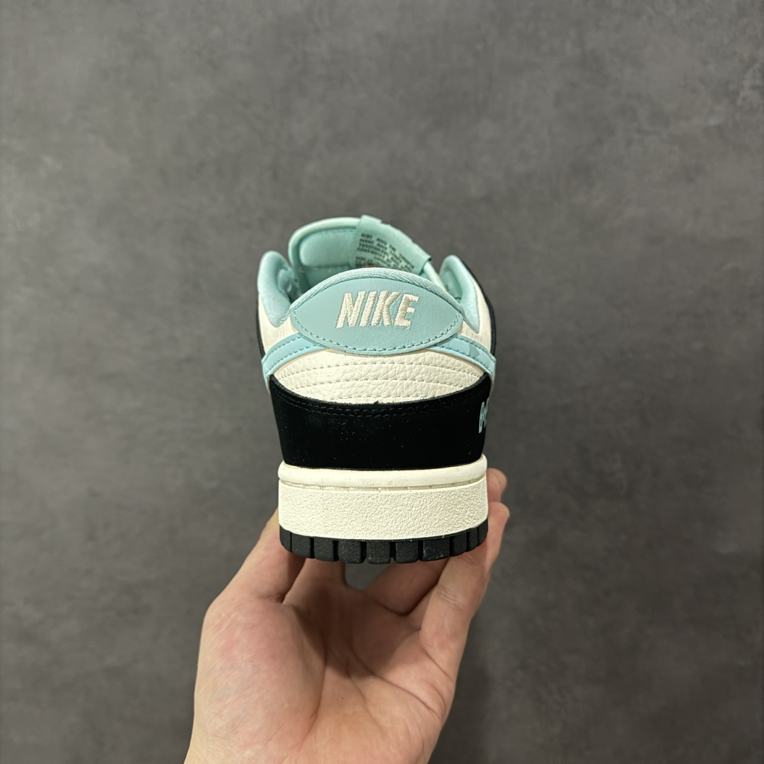 图片[4]-【定制版】NK SB Dunk Low x BAPE 低帮猿人头联名蓝白小勾 纯原大厂出品 极力推荐 原装头层材料 独家版型蒸餾加工 帶來的是更好的视觉和脚感体验 大厂纯原品质出货 清洁度 电绣工艺 皮料切割干净无任何毛边 细节完美 货号：SJ8888-002 尺码：36 36.5 37.5 38 38.5 39 40 40.5 41 42 42.5 43 44 44.5 45-选品中心