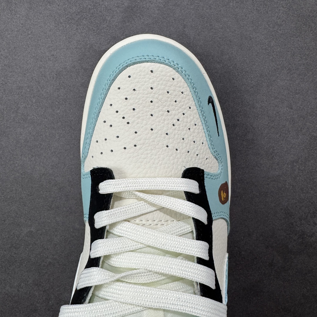 图片[8]-【定制版】NK SB Dunk Low x BAPE 低帮猿人头联名蓝白小勾 纯原大厂出品 极力推荐 原装头层材料 独家版型蒸餾加工 帶來的是更好的视觉和脚感体验 大厂纯原品质出货 清洁度 电绣工艺 皮料切割干净无任何毛边 细节完美 货号：SJ8888-002 尺码：36 36.5 37.5 38 38.5 39 40 40.5 41 42 42.5 43 44 44.5 45-选品中心