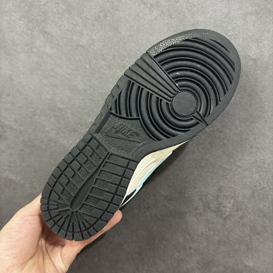 图片[9]-【定制版】NK SB Dunk Low x BAPE 低帮猿人头联名蓝白小勾 纯原大厂出品 极力推荐 原装头层材料 独家版型蒸餾加工 帶來的是更好的视觉和脚感体验 大厂纯原品质出货 清洁度 电绣工艺 皮料切割干净无任何毛边 细节完美 货号：SJ8888-002 尺码：36 36.5 37.5 38 38.5 39 40 40.5 41 42 42.5 43 44 44.5 45-选品中心