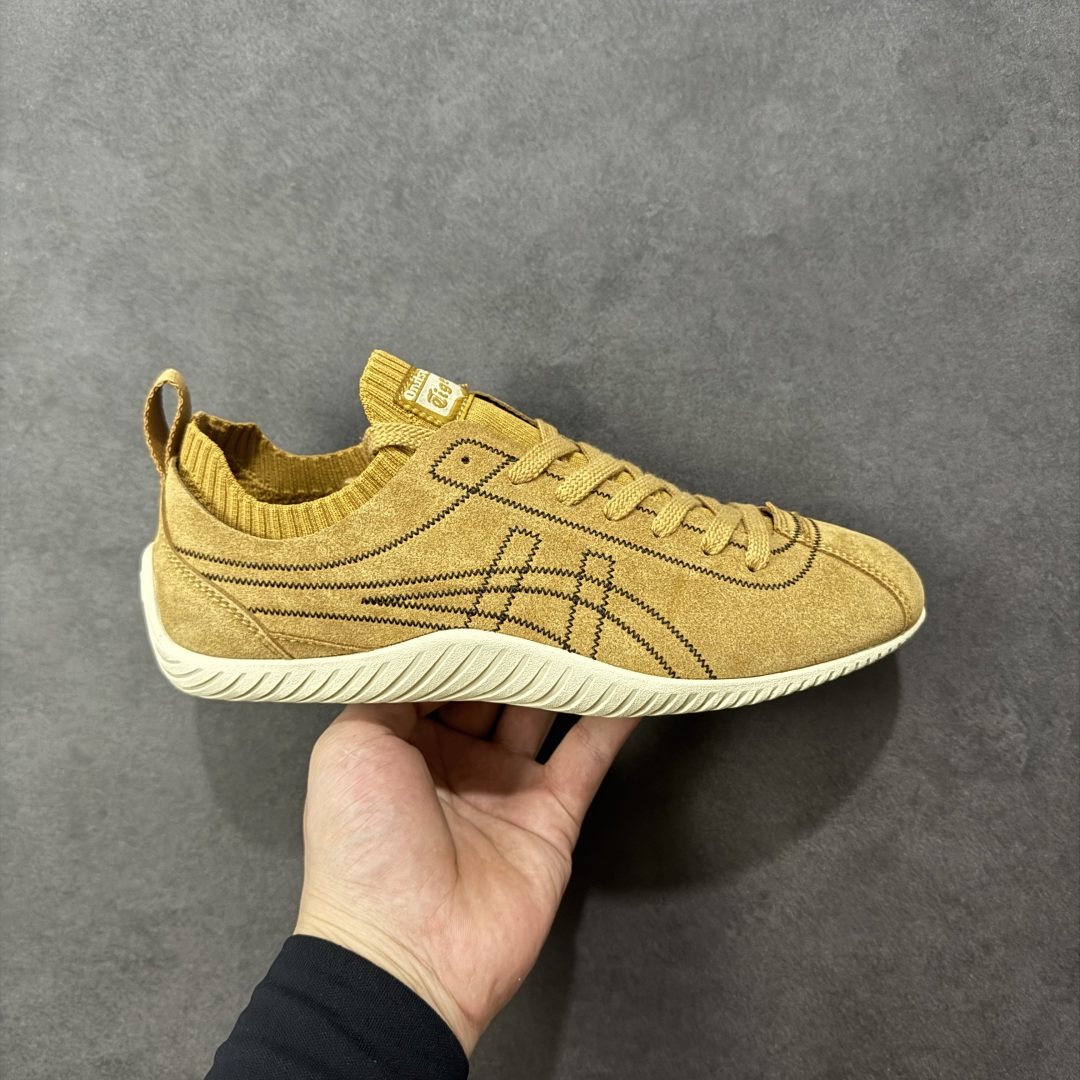 【公司级】亚瑟士 Onitsuka Tiger 鬼塚虎 SCLAW 鬼冢虎 轻便舒适 防滑耐磨透气支撑 低帮 生活休闲鞋 男女同款 复古美学极简风格，配色独具个性又超级好看。鞋口织物收口，经典鞋袜一体，明线设计标志性 logo，太亮眼啦！整体采用织物和柔软皮革拼接，时尚质感满满。关键是上脚舒服得不得了，巨好穿！不管是日常搭配还是运动，它都能完美胜任。 尺码：36-45含半码-选品中心