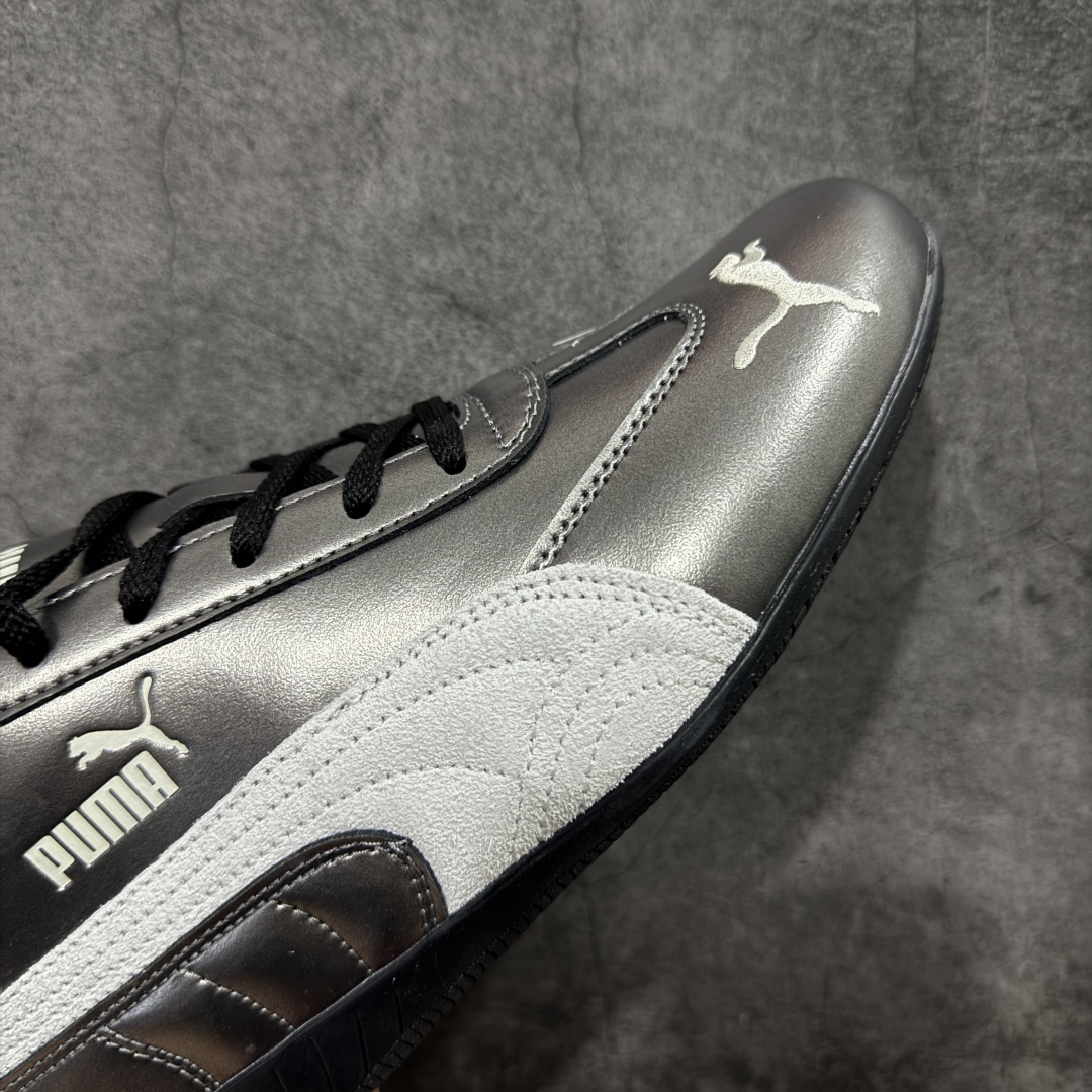 图片[6]-【纯原神版】Puma Speedcat OG Sparco 彪马罗马阿莫尔系列 复古运动休闲赛车跑鞋 市场顶级正确版本 版型 细节 烫金走线区分市面通货 欢迎对比🆚 工厂耗时3个月开发 原装档案原数据纸版楦型 采用鞋面材质(正确二次成型\’猛帮\’成型工艺🆚区别市面版本!!) 外置原数据开发轻量耐磨橡胶大底💪🏻 全球知名运动品牌PUMA宝马赛车系列 融合了宝马车队的标志性配色 以趣味十足又前卫复古的设计引领潮流 将赛道精神融入街头时尚 开启前卫竞速之旅 主打前卫复古风 Roma鞋款的鞋侧以复古的流线造型 缀以宝马经典Logo 巧妙吸睛 而Speedcat鞋款以亮眼三色条纹元素缀以舒适鞋面 赋予了独特的个性美学 演绎赛车的无尽能量 货号：403689-02-选品中心