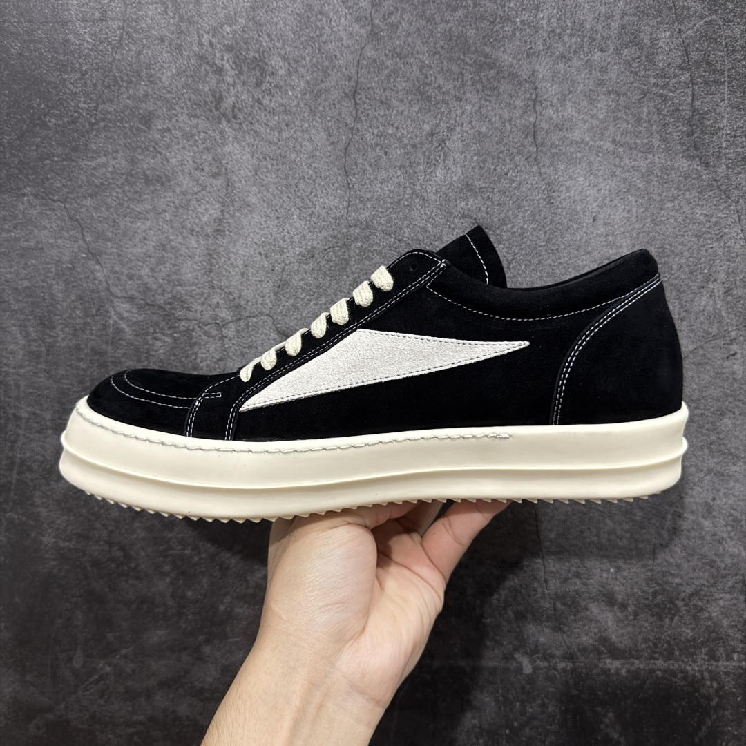 图片[2]-【XC2.0升级版】Rick Owens Vintage Low-Top Sneakers RO低帮系列暗黑高街经典增高休闲运动厚底板鞋 原厂皮批次上线 无需任何文案吹嘘！货硬就是王道！ 独家购入2025最新原鞋开发！重新调整最新批次细节！ 升级采用原厂粒面小牛皮打造！同步官方配备同规格材料布袋！标配原盒 加固硬盒外套 高标准出货！ PS：退换布袋丢失扣20 请知悉！ 尺码：38-45-选品中心