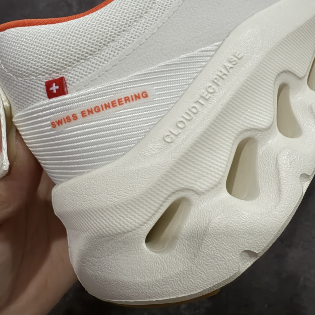 图片[3]-【渠道M版】ON昂跑 x Loewe 罗意威联名二代系列 原版开发 原材料打造 还原真实脚感 鞋底非常软弹 跑步健身必备 原版对比无任何差别 高端零售必推版本 市场独家货 区别市场所有版本 还原对比 鞋面采用一体成型布料 有弹性非常透气 鞋底镂空设计 运用了CLOUDTILT专利技术 弹力十足 毫无负重感 适合日常长距离行走或者休闲旅游 跑步！ 尺码 40 40.5 41 42 42.5 43 44 44.5 45 46！-选品中心