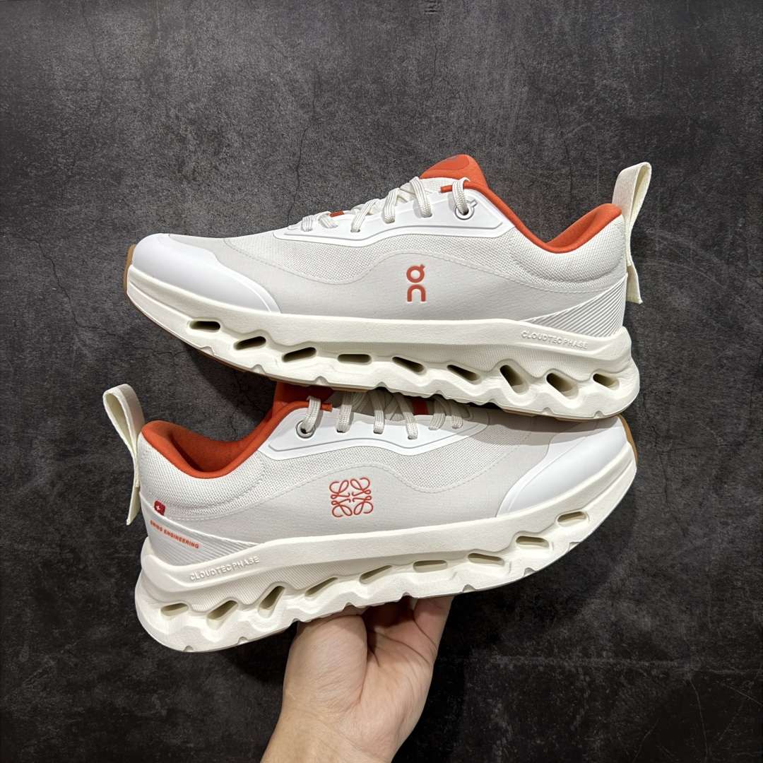 【纯原】ON昂跑 x Loewe 罗意威联名二代系列原版开发 原材料打造 还原真实脚感鞋底非常软弹 跑步