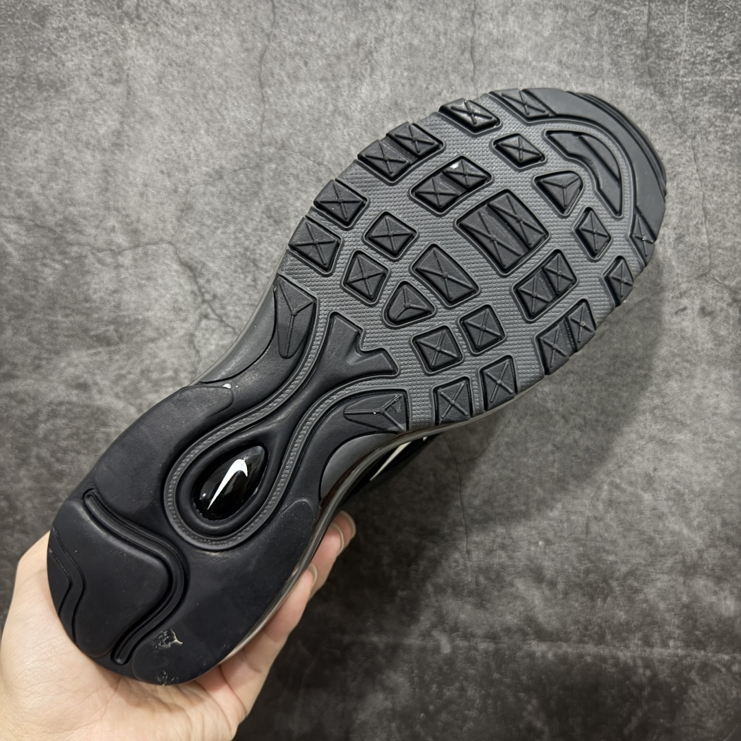 图片[9]-【纯原版】NK Air Max 97 OG 复古运动跑步鞋 黑色 FJ2588-200 原装批次子弹 拆解原鞋开发 打造全市场最强版本子弹 这里只对比原鞋原厂TPU反光材料 市场首家原模原气垫 拒绝套用公底原档案Swoosh电绣 卡色匹配原版 尺码：36 36.5 37.5 38 38.5 39 40 40.5 41 42 42.5 43 44 44.5 45-选品中心