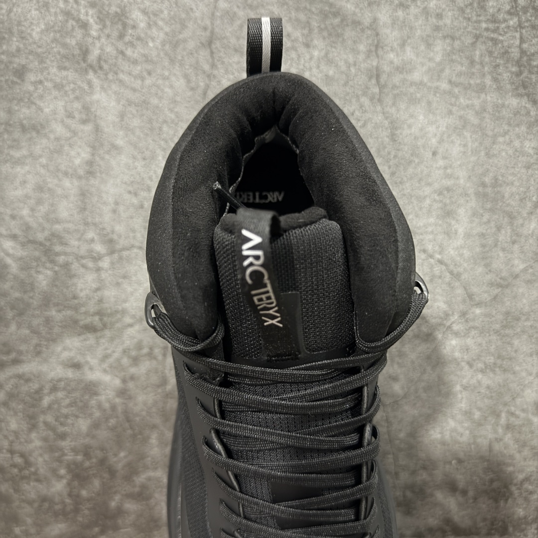 图片[8]-【公司级】Arcteryx SYLAN Mid 始祖鸟户外防水透气中帮徒步登山鞋 Arcteryx中文名始祖鸟 加拿大户外服饰品牌 1989年创立于加拿大温哥华 始祖鸟来自加拿大海岸山脉 植根高山的专业户外品牌 始终秉承对精湛设计和工艺孜孜以求的准则 从1989年创立至今 Arcteryx始终不断在产品设计与做工上不惜工本 以满足始祖鸟的标准 品质、设计以及精简的理念造就了其良好的性能 并能满足严苛环境下的使用需求 尺码：39-45-选品中心