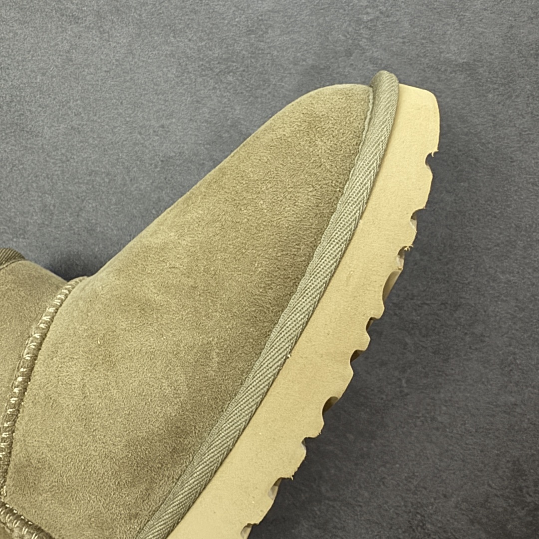 图片[5]-【莞产X1版本】 市面顶级版本 UGG Mini 6109薄底短筒 小红书爆款 广州外贸大厂生产 鞋头到鞋垫真羊皮毛一体 独立外盒包装 芯片 带防水工艺 区别市面任何版本 5cm厚底 独立原版开发大底 羊绒鞋垫 冬季保暖外出 家居都是很适合的选择 进年uug推出款式系列 局部偏向年轻消费者喜好 也走到时尚潮流穿搭的前沿 鞋身材质 防泼水涂层翻毛皮鞋面 17毫米UGGPURE™植入式羊毛内底 轻便防滑舒适橡胶外底 带有品牌LOGO商标 带全套包装 尺码： 35-44-选品中心