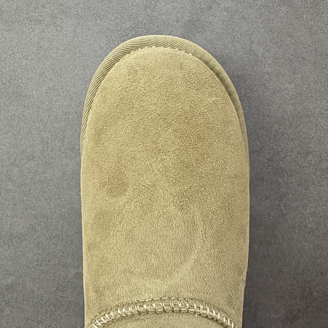 图片[8]-【莞产X1版本】 市面顶级版本 UGG Mini 6109薄底短筒 小红书爆款 广州外贸大厂生产 鞋头到鞋垫真羊皮毛一体 独立外盒包装 芯片 带防水工艺 区别市面任何版本 5cm厚底 独立原版开发大底 羊绒鞋垫 冬季保暖外出 家居都是很适合的选择 进年uug推出款式系列 局部偏向年轻消费者喜好 也走到时尚潮流穿搭的前沿 鞋身材质 防泼水涂层翻毛皮鞋面 17毫米UGGPURE™植入式羊毛内底 轻便防滑舒适橡胶外底 带有品牌LOGO商标 带全套包装 尺码： 35-44-选品中心