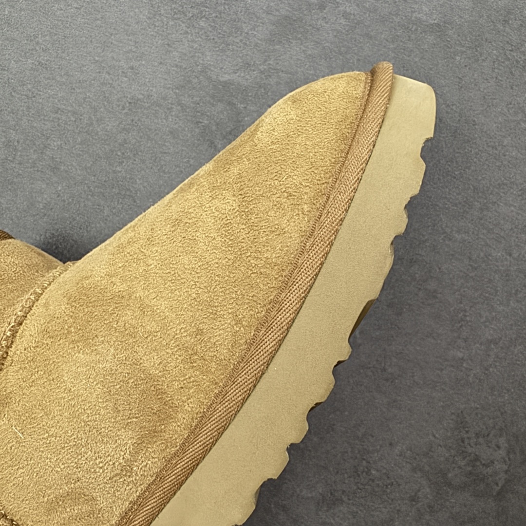 图片[5]-【莞产X1版本】 市面顶级版本 UGG Mini 6109薄底短筒 小红书爆款 广州外贸大厂生产 鞋头到鞋垫真羊皮毛一体 独立外盒包装 芯片 带防水工艺 区别市面任何版本 5cm厚底 独立原版开发大底 羊绒鞋垫 冬季保暖外出 家居都是很适合的选择 进年uug推出款式系列 局部偏向年轻消费者喜好 也走到时尚潮流穿搭的前沿 鞋身材质 防泼水涂层翻毛皮鞋面 17毫米UGGPURE™植入式羊毛内底 轻便防滑舒适橡胶外底 带有品牌LOGO商标 带全套包装 尺码： 35-44-选品中心