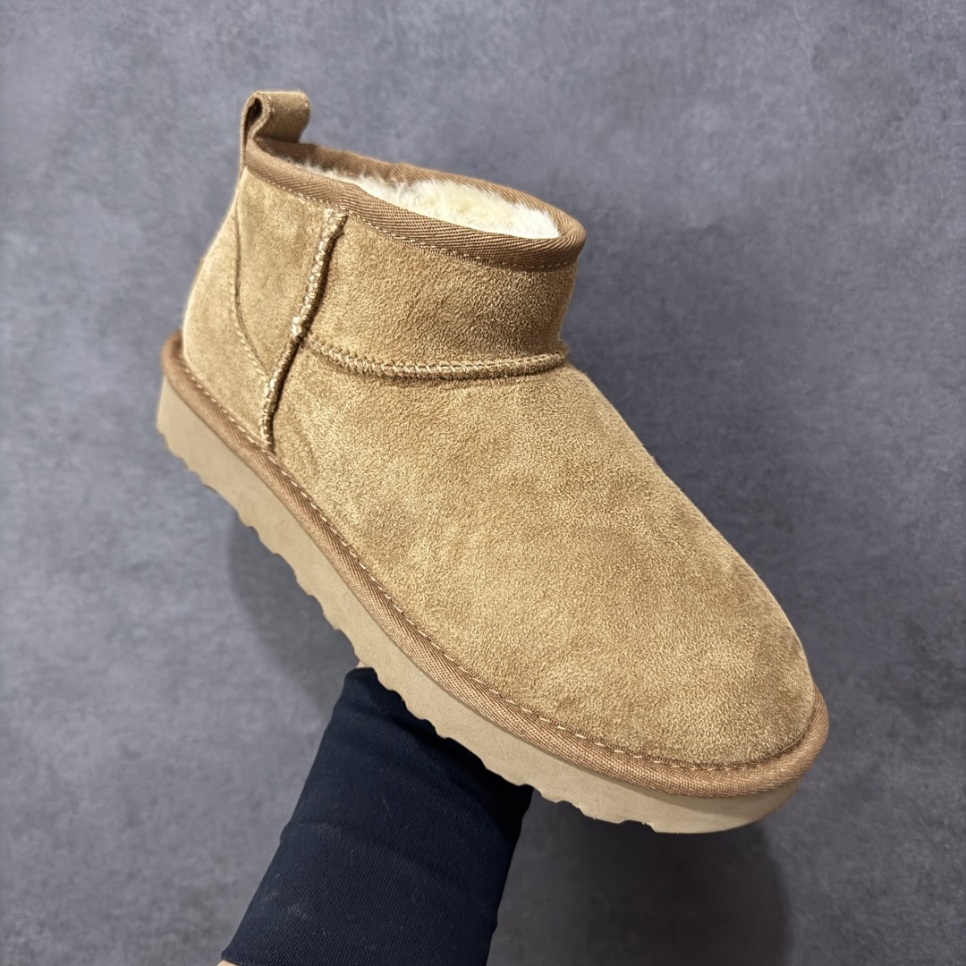 图片[3]-【莞产X1版本】 市面顶级版本 UGG Mini 6109薄底短筒 小红书爆款 广州外贸大厂生产 鞋头到鞋垫真羊皮毛一体 独立外盒包装 芯片 带防水工艺 区别市面任何版本 5cm厚底 独立原版开发大底 羊绒鞋垫 冬季保暖外出 家居都是很适合的选择 进年uug推出款式系列 局部偏向年轻消费者喜好 也走到时尚潮流穿搭的前沿 鞋身材质 防泼水涂层翻毛皮鞋面 17毫米UGGPURE™植入式羊毛内底 轻便防滑舒适橡胶外底 带有品牌LOGO商标 带全套包装 尺码： 35-44-选品中心