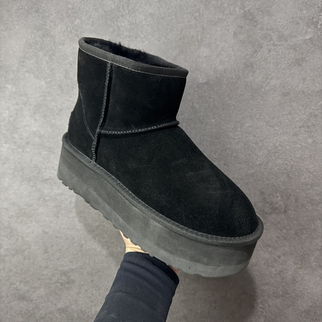 图片[3]-【莞产X1版本】 市面顶级版本 UGG Mini 4991厚底中筒5cm 小红书爆款 广州外贸大厂生产 鞋头到鞋垫真羊皮毛一体 独立外盒包装 芯片 带防水工艺 区别市面任何版本 5cm厚底 独立原版开发大底 羊绒鞋垫 冬季保暖外出 家居都是很适合的选择 进年uug推出款式系列 局部偏向年轻消费者喜好 也走到时尚潮流穿搭的前沿 鞋身材质 防泼水涂层翻毛皮鞋面 17毫米UGGPURE™植入式羊毛内底 轻便防滑舒适橡胶外底 带有品牌LOGO商标 带全套包装 尺码： 35 36 37 38 39 40-选品中心