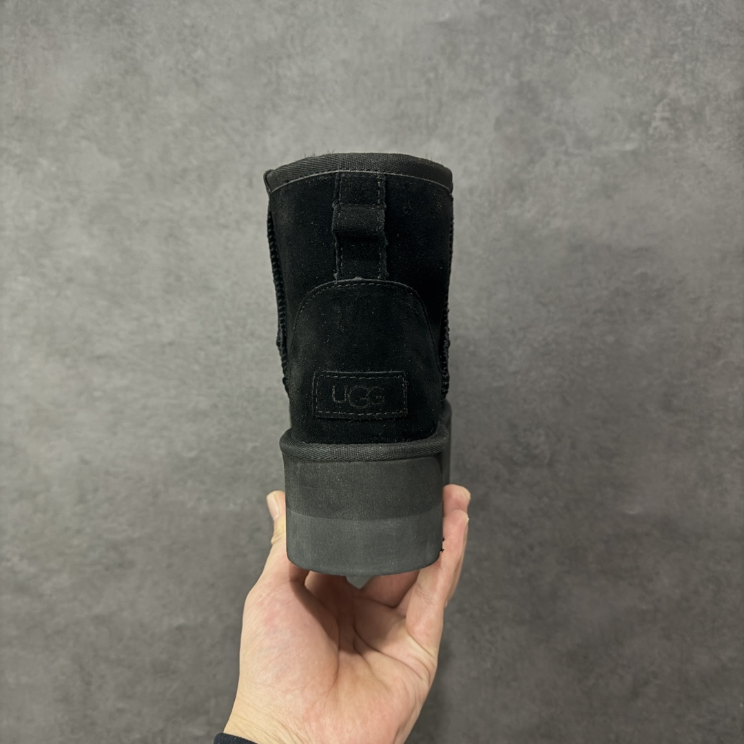 图片[4]-【莞产X1版本】 市面顶级版本 UGG Mini 4991厚底中筒5cm 小红书爆款 广州外贸大厂生产 鞋头到鞋垫真羊皮毛一体 独立外盒包装 芯片 带防水工艺 区别市面任何版本 5cm厚底 独立原版开发大底 羊绒鞋垫 冬季保暖外出 家居都是很适合的选择 进年uug推出款式系列 局部偏向年轻消费者喜好 也走到时尚潮流穿搭的前沿 鞋身材质 防泼水涂层翻毛皮鞋面 17毫米UGGPURE™植入式羊毛内底 轻便防滑舒适橡胶外底 带有品牌LOGO商标 带全套包装 尺码： 35 36 37 38 39 40-选品中心