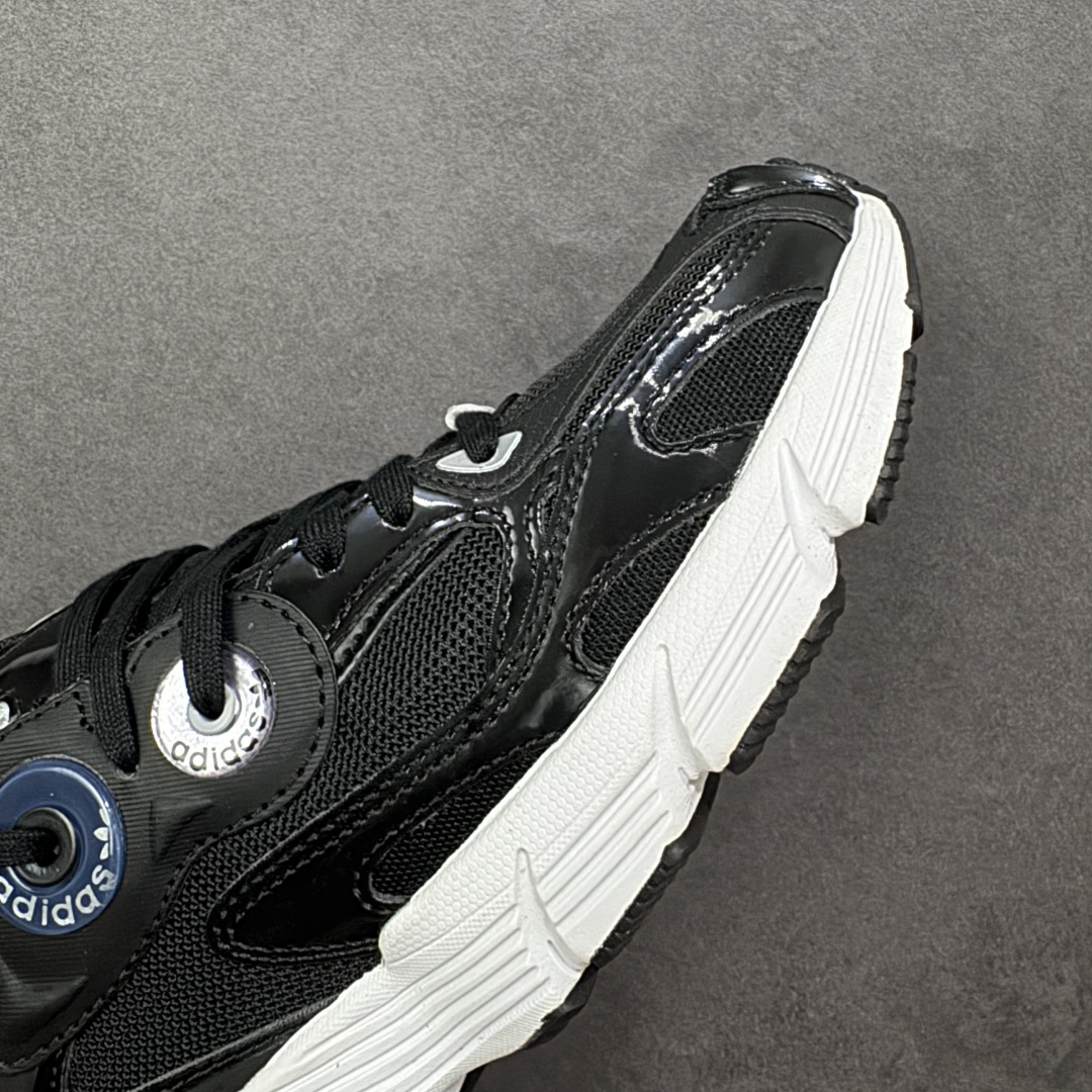 图片[5]-【纯原版】Adidas Originals Astir 复古单品 纯原批次出货‼️这款adidas Astir 慢跑鞋,助你向世界展示自己的态度。灵感源自00年代的亮眼跑鞋,金属色网材鞋面搭配大号鞋眼,造型醒目。根据脚型设计,为步伐添舒适。色调相互拼接，让鞋款型格却又萦绕满满仙气，具份量感的鞋身大底不经意就能拉长双腿比例，鞋款穿着轻盈舒适、行走一整天脚感依然满分 货号：GY5260 尺码：36 36⅔ 37⅓ 38 38⅔ 39⅓ 40 40⅔ 41⅓ 42 42⅔ 43⅓ 44 45 编码：FSB240250-选品中心