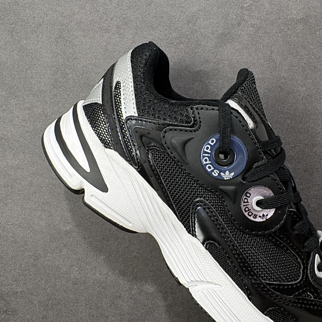 图片[6]-【纯原版】Adidas Originals Astir 复古单品 纯原批次出货‼️这款adidas Astir 慢跑鞋,助你向世界展示自己的态度。灵感源自00年代的亮眼跑鞋,金属色网材鞋面搭配大号鞋眼,造型醒目。根据脚型设计,为步伐添舒适。色调相互拼接，让鞋款型格却又萦绕满满仙气，具份量感的鞋身大底不经意就能拉长双腿比例，鞋款穿着轻盈舒适、行走一整天脚感依然满分 货号：GY5260 尺码：36 36⅔ 37⅓ 38 38⅔ 39⅓ 40 40⅔ 41⅓ 42 42⅔ 43⅓ 44 45 编码：FSB240250-选品中心