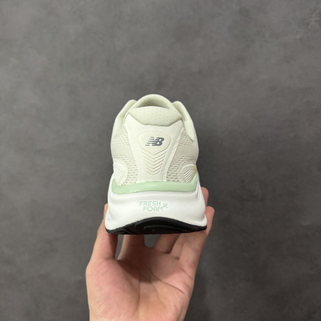图片[4]-【纯原版】New Balance NB Fresh Foam Evoz 68 舒适耐磨低帮跑步鞋 纯原版本受到Fresh Foam舒适骑行的启发跑鞋将毛绒舒适感提升到一个新的水平这款鞋旨在提供我们柔软 缓震的足底体验采用FreshFoam技术可平衡巅峰性能和一流的缓震性能 货号： MMOR68C 尺码：36-45-选品中心