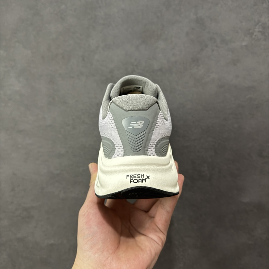图片[4]-【纯原版】New Balance NB Fresh Foam Evoz 68 舒适耐磨低帮跑步鞋 纯原版本受到Fresh Foam舒适骑行的启发跑鞋将毛绒舒适感提升到一个新的水平这款鞋旨在提供我们柔软 缓震的足底体验采用FreshFoam技术可平衡巅峰性能和一流的缓震性能 货号： MMOR68D 尺码：36-45-选品中心