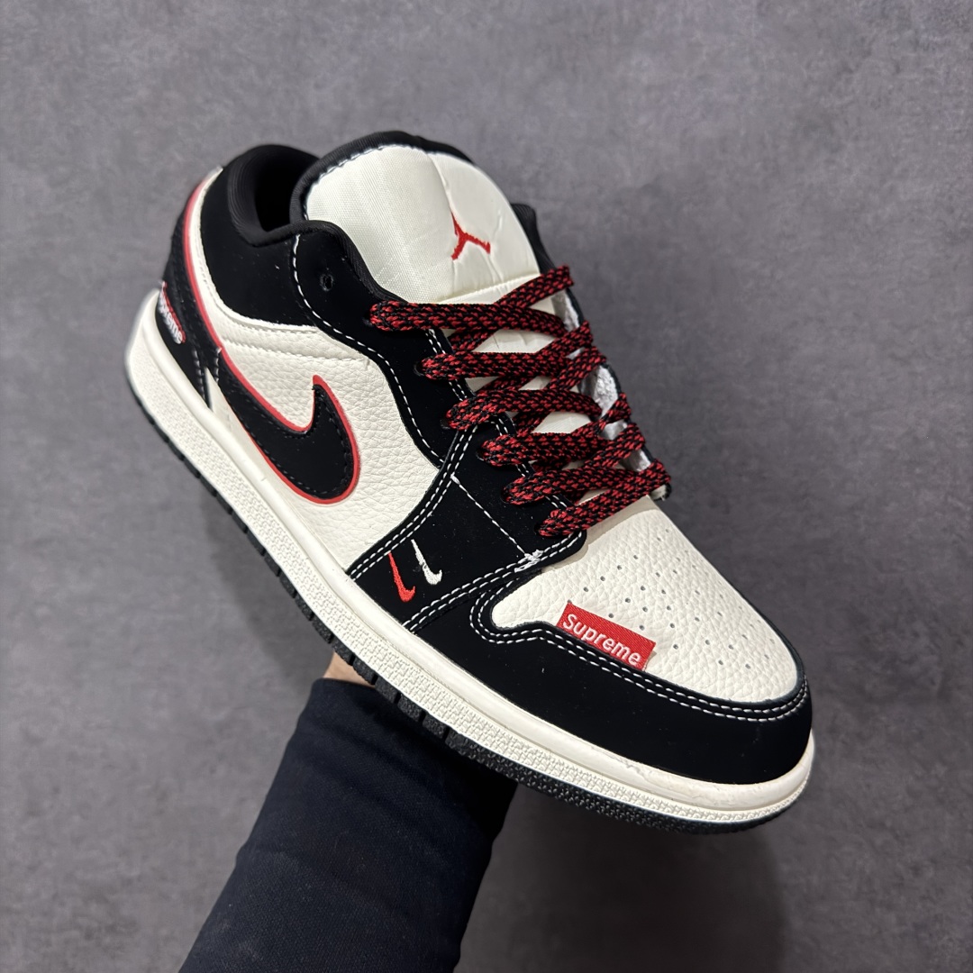 图片[3]-【定制版】Air Jordan 1 Low supreme 联名 高端定制 低帮复古篮球鞋  #定制鞋盒 大厂纯原品质出货 超高清洁度 皮料切割干净无任何毛边 细节完美 货号：QJ2025-002  尺码：36 36.5 37.5 38 38.5 39 40 40.5 41 42 42.5 43 44 44.5 45 编码：HXSB330340-选品中心