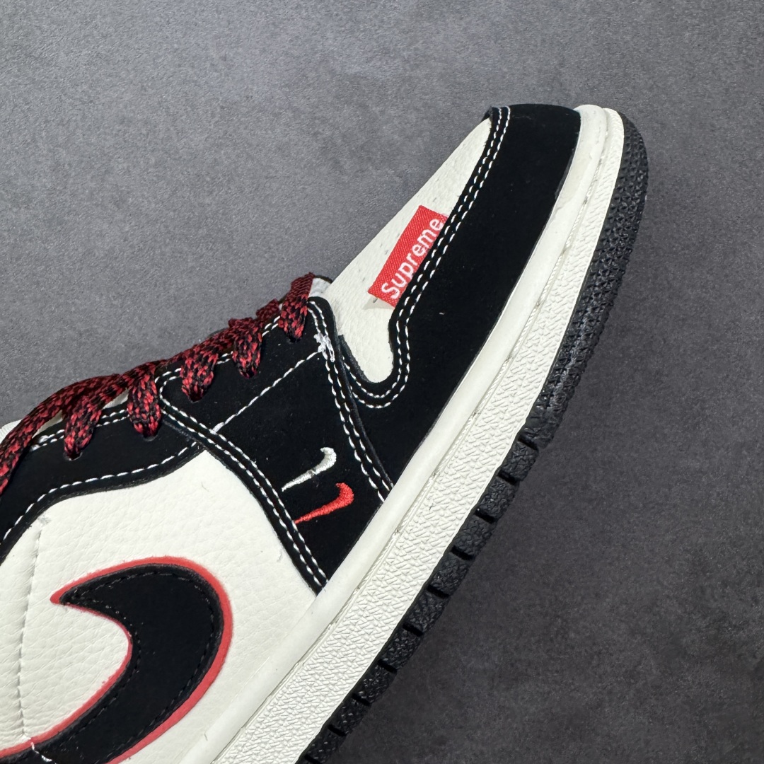 图片[5]-【定制版】Air Jordan 1 Low supreme 联名 高端定制 低帮复古篮球鞋  #定制鞋盒 大厂纯原品质出货 超高清洁度 皮料切割干净无任何毛边 细节完美 货号：QJ2025-002  尺码：36 36.5 37.5 38 38.5 39 40 40.5 41 42 42.5 43 44 44.5 45 编码：HXSB330340-选品中心