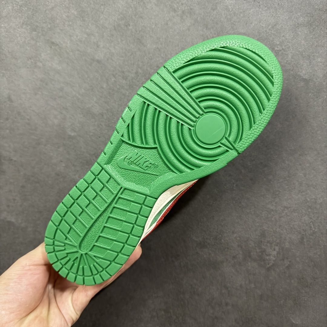 图片[9]-【定制版】Nike SB Dunk Low“北面联名——米绿红勾” 周年高端定制 低帮休闲板鞋 定制鞋盒 大厂纯原品质出货 超高清洁度 皮料切割干净无任何毛边 细节完美 货号：DG1988-011 尺码：36 36.5 37.5 38 38.5 39 40 40.5 41 42 42.5 43 44 44.5 45 编码：HXSB330340-选品中心