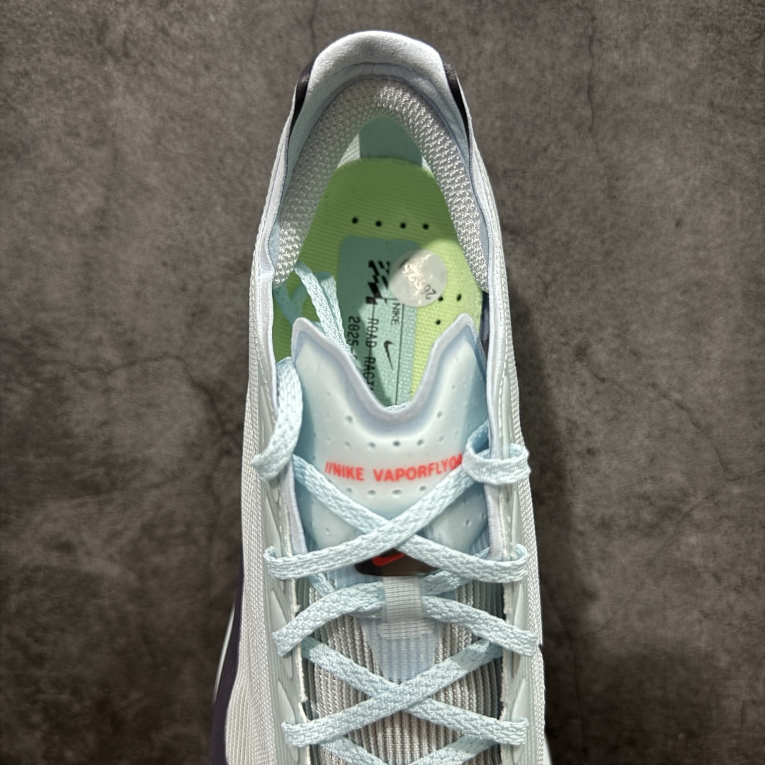 图片[8]-【XE纯原版】Nike ZoomX Vaporfly NEXT%4 减震马拉松跑步鞋 HF6412-400 全掌真碳板 原楦原纸版数据开发  目前市场最强品质 原版购入开发 原版定制网纱鞋面 分体式组合大底 中间层夹心全掌抗扭碳板 下层一次ReactX泡棉 区别市场一体底 超高质检清洁度 一切材质配件均与原版一致 原楦原纸板开发 匹配原版98%以上 完美弧度版型 原厂鞋标 立体反光鞋盒标 高端玩家必推版本 高价零售必推版本 欢迎对比市面任意版本‼️ 这双鞋简直是时尚与科技的完美融合，质感爆棚，搭配超亮眼的银色大勾子，瞬间成为街头焦点。不仅颜值在线，缓震性能更是一绝 不管是日常出街还是慢跑锻炼，都能给双脚极致舒适体验。  码数超全，36- 45码任你选！别犹豫啦，穿上它，轻松走出潮流范，开启你的时尚运动新旅程 码段：36-45-选品中心