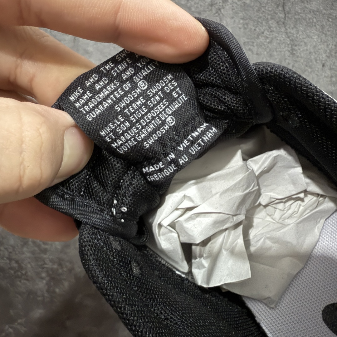 图片[7]-【XC2.0版本】Dunk Low Retro 黑白熊猫 DD1391-100  顶级纯原 外贸专供 全新改版 强力开闸  独家原版原盒开模打造  原厂织唛标 一致匹配原版  原楦原纸板开发 匹配原版98%以上  后跟垫棉独家呈现 后跟反口里弧度正确  全新后跟电绣 电绣针数与正品一致  原厂皮料 质感无敌   皮料切割干净 无任何毛边 清洁度细节完美  尺码：35.5 36 36.5 37.5 38 38.5 39 40 40.5 41 42 42.5 43 44 44.5 45 46 47.5 48.5-选品中心