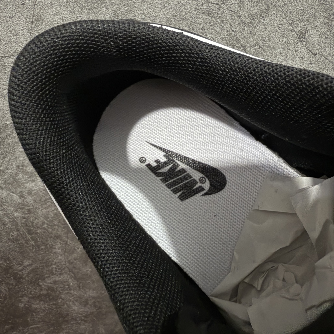 图片[8]-【XC2.0版本】Dunk Low Retro 黑白熊猫 DD1391-100  顶级纯原 外贸专供 全新改版 强力开闸  独家原版原盒开模打造  原厂织唛标 一致匹配原版  原楦原纸板开发 匹配原版98%以上  后跟垫棉独家呈现 后跟反口里弧度正确  全新后跟电绣 电绣针数与正品一致  原厂皮料 质感无敌   皮料切割干净 无任何毛边 清洁度细节完美  尺码：35.5 36 36.5 37.5 38 38.5 39 40 40.5 41 42 42.5 43 44 44.5 45 46 47.5 48.5-选品中心