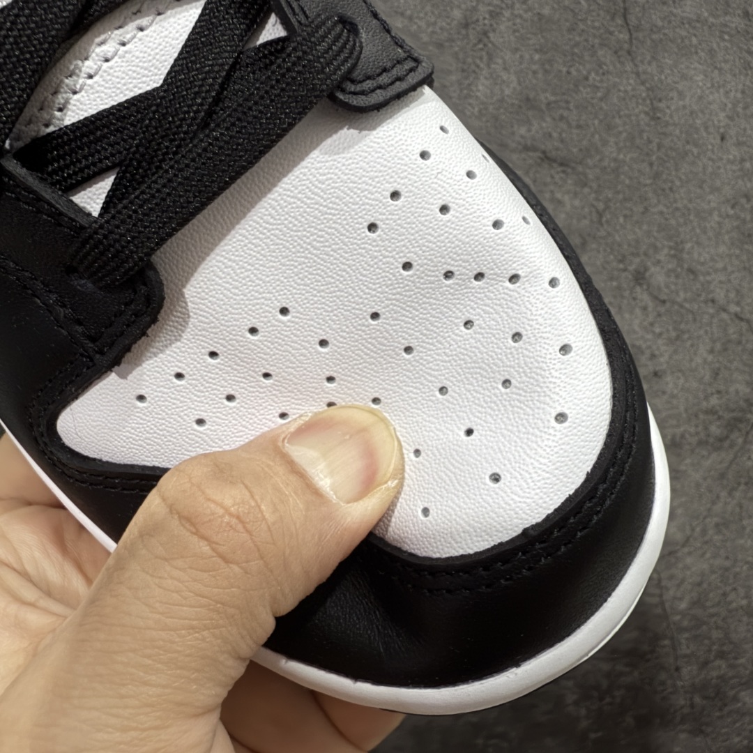 图片[5]-【XC2.0版本】Dunk Low Retro 黑白熊猫 DD1391-100  顶级纯原 外贸专供 全新改版 强力开闸  独家原版原盒开模打造  原厂织唛标 一致匹配原版  原楦原纸板开发 匹配原版98%以上  后跟垫棉独家呈现 后跟反口里弧度正确  全新后跟电绣 电绣针数与正品一致  原厂皮料 质感无敌   皮料切割干净 无任何毛边 清洁度细节完美  尺码：35.5 36 36.5 37.5 38 38.5 39 40 40.5 41 42 42.5 43 44 44.5 45 46 47.5 48.5-选品中心