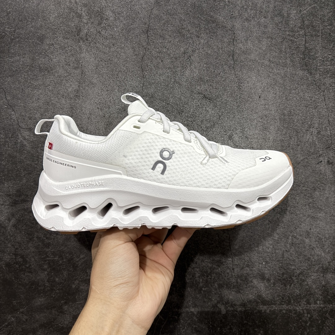 【PZ版本】On昂跑 Cloudleap 系带减震耐磨低帮生活休闲鞋 此运动品牌 开创于2010年 缓震着陆、强效回弹、轻柔质感的设计构思始终是ON研制关键 与此同时基于“为全球提供革新性的跑步感受”信念 陆续推出了多款跑鞋及其以专业运动人体跑步工程学为设计关键的功能性跑步服饰设备 让跑者不费力气地畅快畅跑 尺码：36-45无半码-选品中心