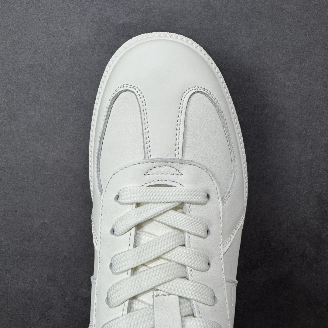 图片[8]-【广东纯原】ECCO爱步男鞋德训鞋秋 经典时尚百搭舒适小白鞋男 柔酷零点系列 重塑德训经典轮廓，简约而不失格调 轻松切换不同生活场景的搭配需求 不易挤脚复古经典百搭 全皮革内里系统，从内衬到鞋垫，全皮革覆盖的贴心设计，如第二层肌肤般温柔承托双脚 三重舒适 轻盈大底搭载爱步独有科技 简约系带设计 可自由调节松紧 一体成型贴合脚部，轻弹缓震运动时自带缓冲buff 引领街头风向 尺码：38 39 40 41 42 43（皮鞋码） 编码：TLB350360-选品中心