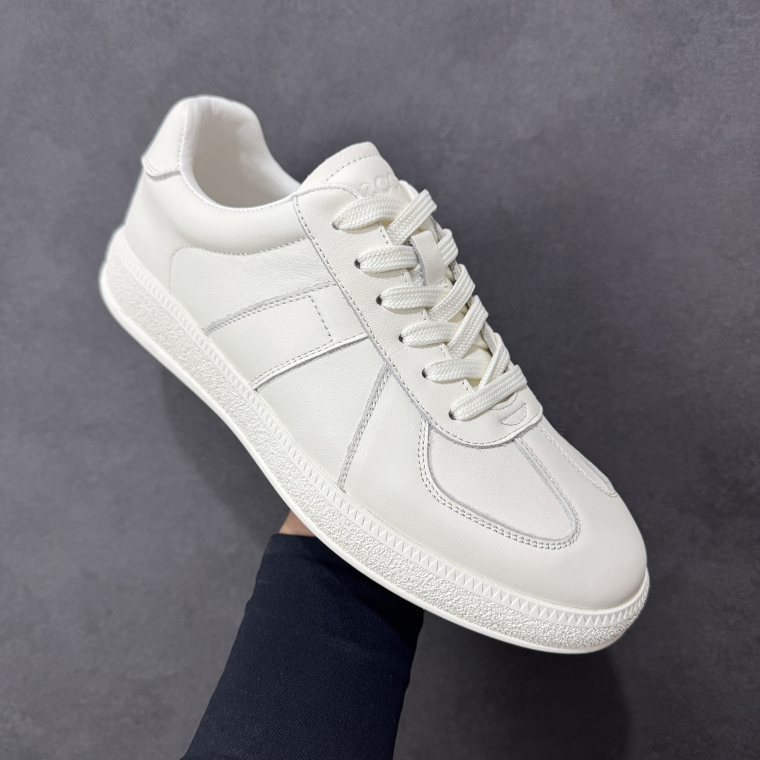 图片[3]-【广东纯原】ECCO爱步男鞋德训鞋秋 经典时尚百搭舒适小白鞋男 柔酷零点系列 重塑德训经典轮廓，简约而不失格调 轻松切换不同生活场景的搭配需求 不易挤脚复古经典百搭 全皮革内里系统，从内衬到鞋垫，全皮革覆盖的贴心设计，如第二层肌肤般温柔承托双脚 三重舒适 轻盈大底搭载爱步独有科技 简约系带设计 可自由调节松紧 一体成型贴合脚部，轻弹缓震运动时自带缓冲buff 引领街头风向 尺码：38 39 40 41 42 43（皮鞋码） 编码：TLB350360-选品中心