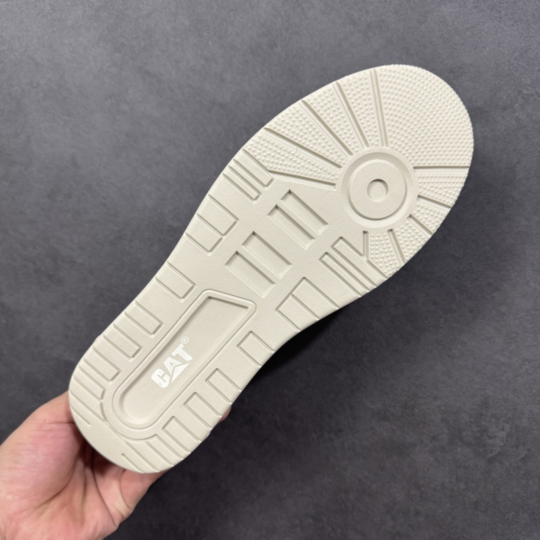图片[9]-【公司级】2025ssCAT/卡特 硬汉推土机品牌渠道外贸订单 重磅销量款Footwear 8系列 国内专柜暂时无售 同版型经典热销款 原盒防伪一应俱全 海淘平台渠道专供版本 全鞋都是意大利进口牛麂真皮材料 手工缝线固特异永不开胶 轻便防滑耐磨大底 舒适性极高 秋冬季户外踏青首选 尺码：39 40 41 42 43 44（标准码) 编码：TLB300310-选品中心