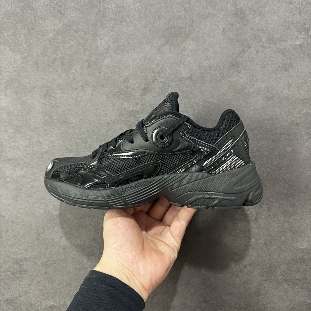 图片[2]-【公司级】AD Originals Astir 复古运动休闲老爹慢跑鞋 渠道正品订单 诠释市场最高工艺水平 鞋面运用皮革与网眼的拼接，穿着透气，极具层次感和复古感。鞋身搭配超大号鞋孔眼，配合动感饰面构成的生动线条，十分吸睛。EVA中底，脚感十分舒适。夏天必备单品。 货号：GW4341 尺码：36 36.5 37.5 38 38.5 39 40 40.5 41 42 42.5 43 44 44.5 45-选品中心