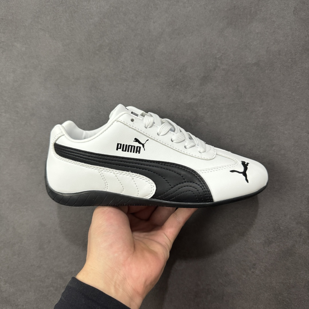 【公司级】Puma Speedcat OG Sparco 彪马罗马阿莫尔系列 复古运动休闲赛车跑鞋 以趣味十足又前卫复古的设计引领潮流 将赛道精神融入街头时尚 开启前卫竞速之旅 主打前卫复古风 Roma鞋款的鞋侧以复古的流线造型 而Speedcat鞋款以亮眼三色条纹元素缀以舒适鞋面赋予了独特的个性美学 演绎赛车的无尽能量 货号:401603-02 尺码:36-45带半码 编码:YBB190200-选品中心