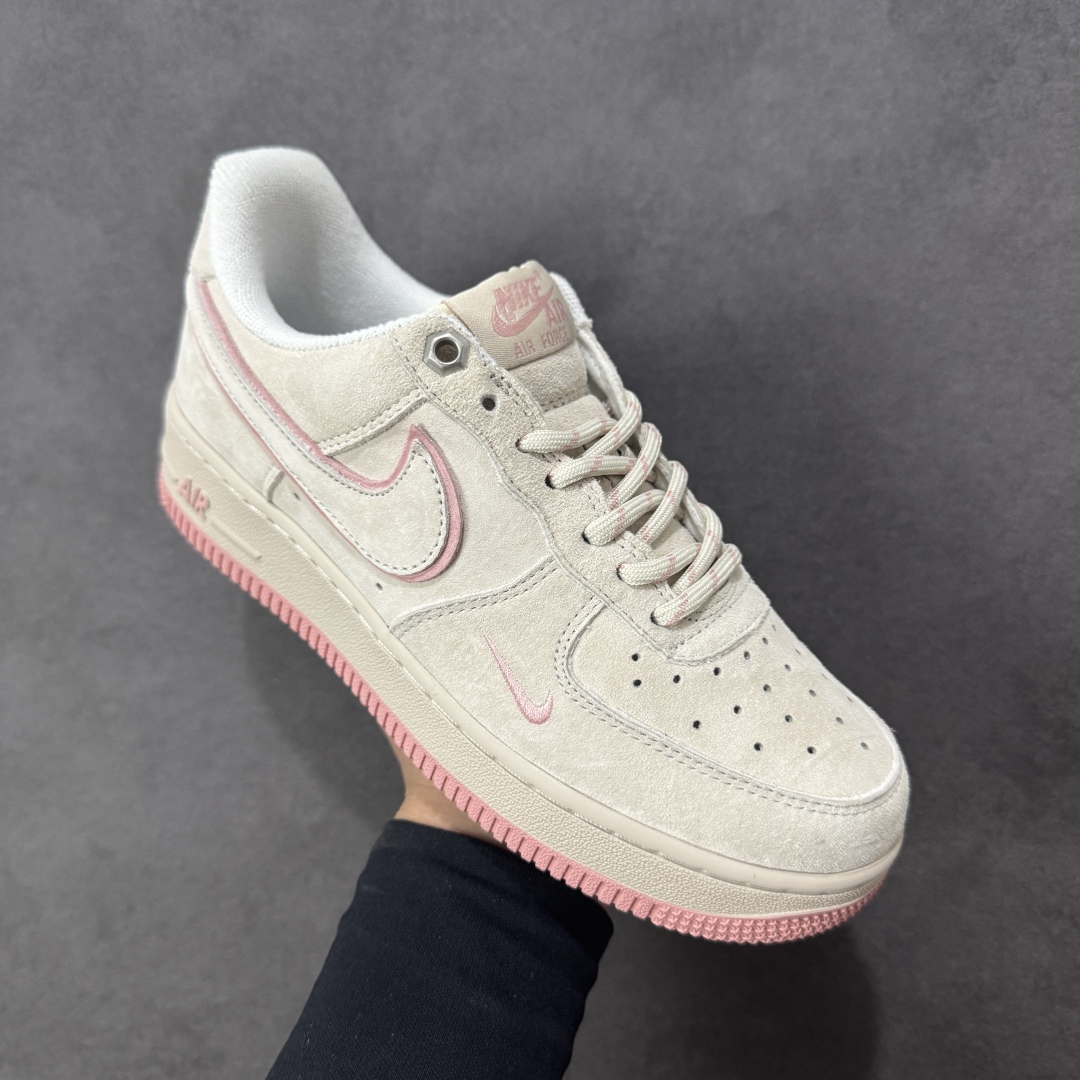 图片[3]-【定制版】Nike Air Force 1 \’07 Low “头层猪八拼接” 空军一号 高端定制 低帮 运动鞋 休闲鞋 折边针车 工艺难度大 原楦头原纸板 原装鞋盒 定制五金配件 内置全掌气垫 原厂鞋底 货号：DY9867-003 尺码：36 36.5 37.5 38 38.5 39 40 40.5 41 42 42.5 43 44 44.5 45 编码：HXSA250260-选品中心