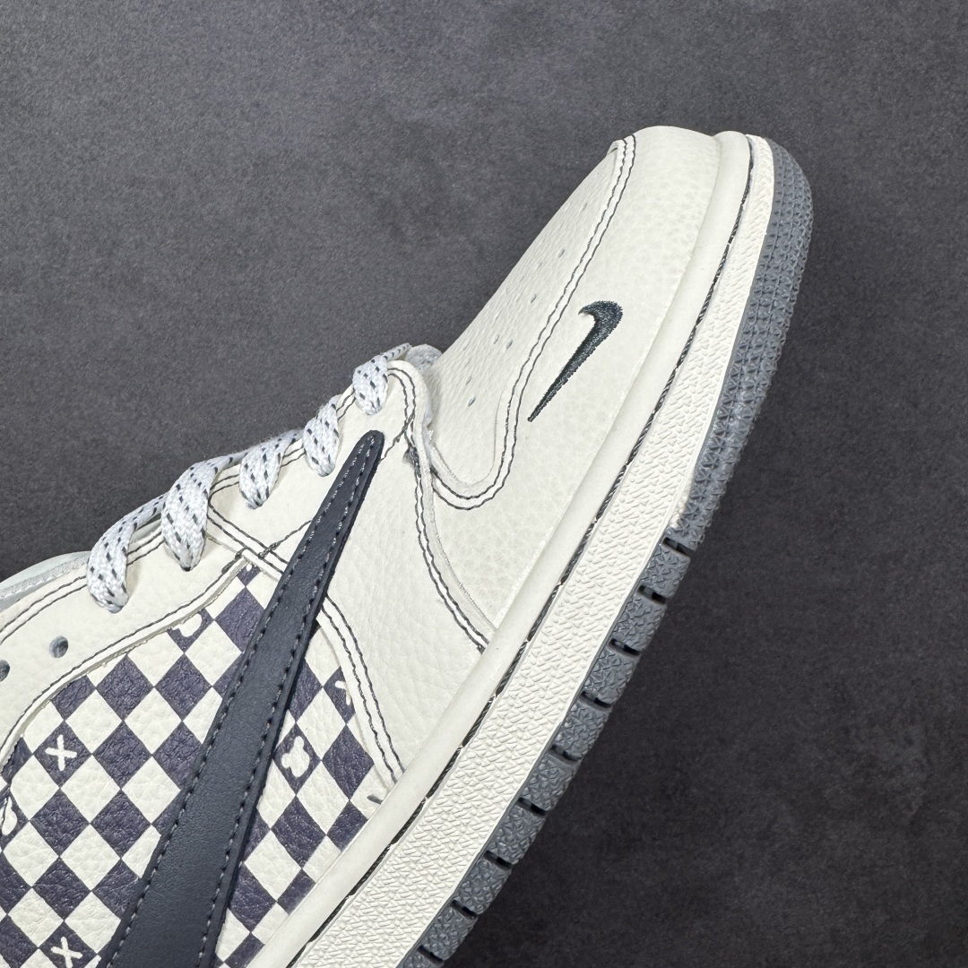 图片[5]-【定制版】高端定制 Travis Scott x Fragment Design x Jordan Air Jordan 1 Low OG SP “暴力熊联名——白灰方格” 高端定制 倒钩三方联名低帮篮球鞋 #定制鞋盒 大厂纯原品质出货 超高清洁度 皮料切割干净无任何毛边 细节完美 货号：XD1979-001 尺码：36 36.5 37.5 38 38.5 39 40 40.5 41 42 42.5 43 44 44.5 45 编码：HXSB330340-选品中心