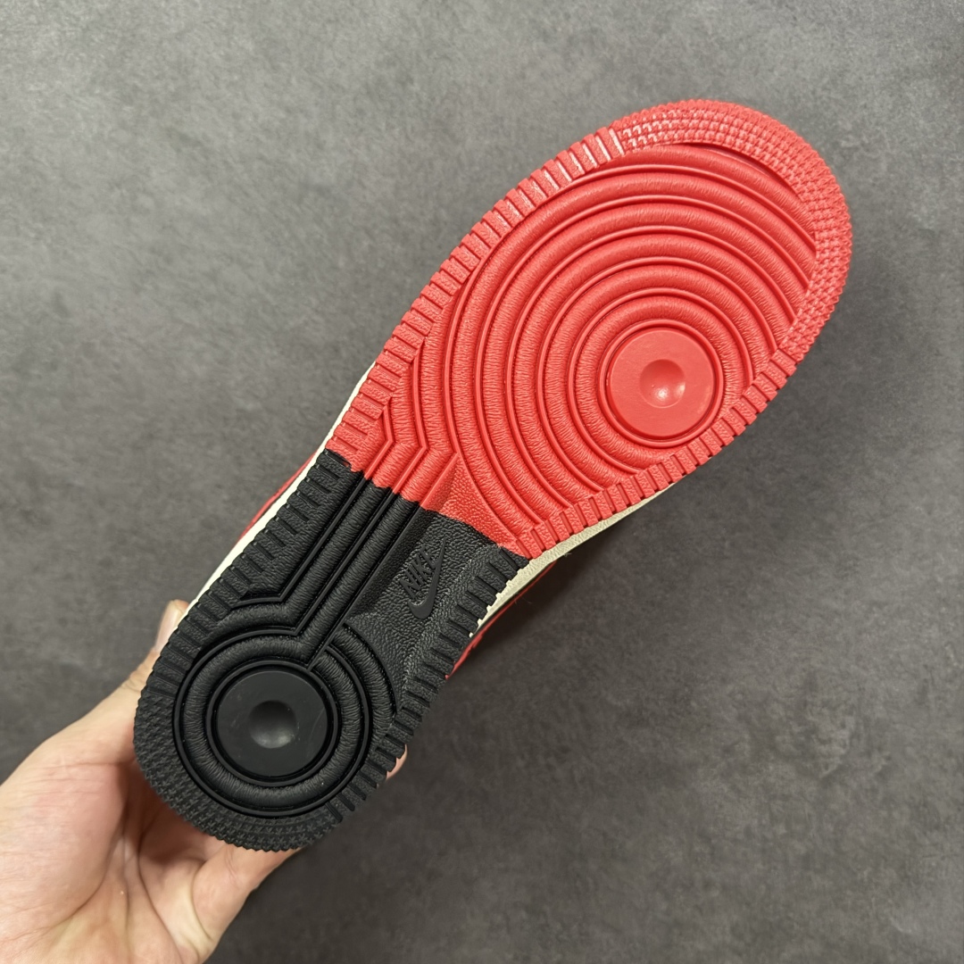 图片[9]-【定制版】Nike Air Force 1 Low 07 x Louis Vuitton 黑白红三小勾 原楦头原纸板 打造纯正低帮空军版型 专注外贸渠道 全掌内置蜂窝气垫 原盒配件 原厂中底钢印、拉帮完美 货号：KJ1688-016 尺码：36 36.5 37.5 38 38.5 39 40 40.5 41 42 42.5 43 44 44.5 45-选品中心