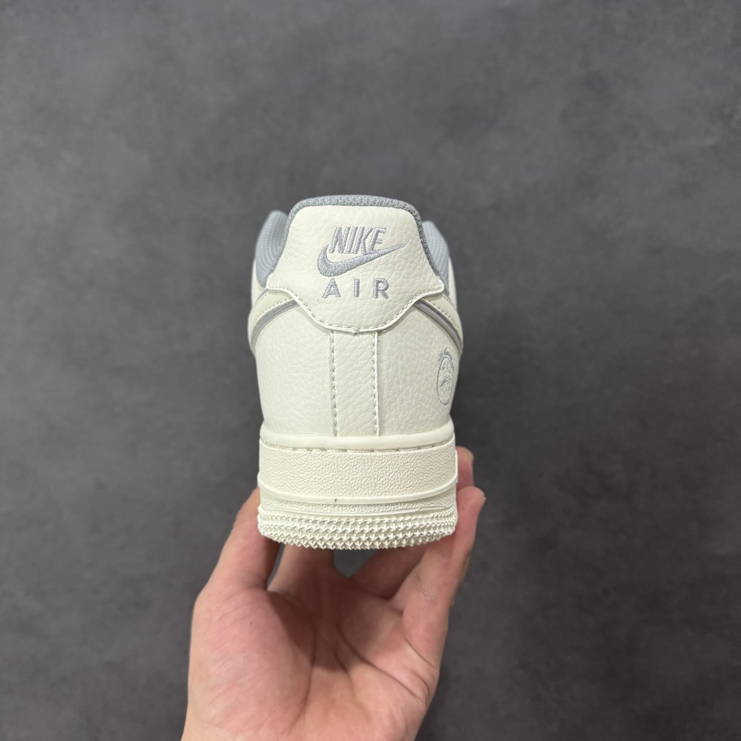 图片[4]-【定制版】Nike Air Force 1\’07 Low 米白鬼脸 空军一号低帮休闲板鞋  #原楦头原纸板 原装鞋盒 定制五金配件 内置全掌气垫 原厂鞋底 货号：CS5288-039  尺码：36 36.5 37.5 38 38.5 39 40 40.5 41 42 42.5 43 44 44.5 45 编码：HXSA310320-选品中心