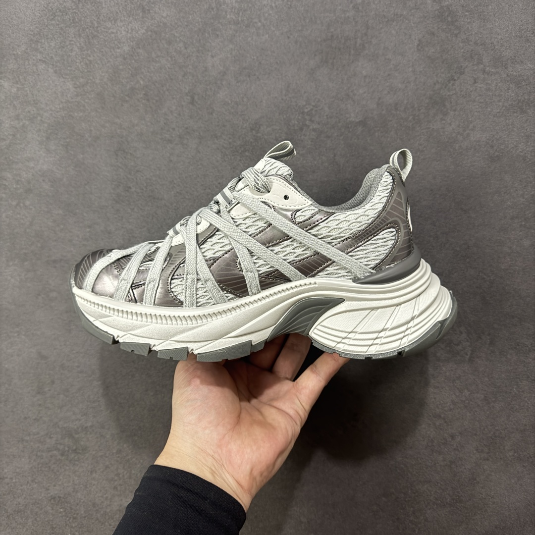 图片[2]-【广东纯原版本】新晋潮流鞋靴品牌GGCC秋冬新款 【张艺凡同款】GG-CC 2025 极客星球 8cm厚底增高 复古百搭捆绑 老爹鞋 女款 重新开拓老爹新世代版图 无需定义只为个性表达 鞋底自带增高效果，穿上秒变大长腿 原版吸膜气垫鞋底防滑耐磨❤️ 货号：G25Y8601 尺码：35 36 37 38 39 40-选品中心